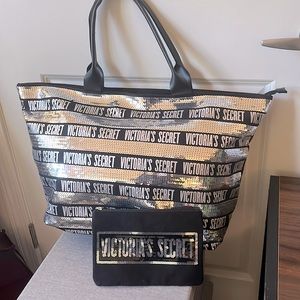 Victorias Secret VS Overnight Sequin Bag Duffle and matching toiletry wristlet